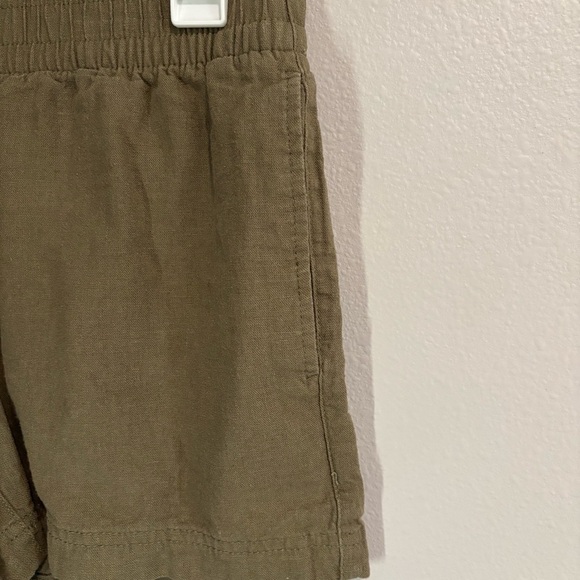 Old Navy Women's Olive Linen Blend High Waist Shorts - Picture 2 of 6